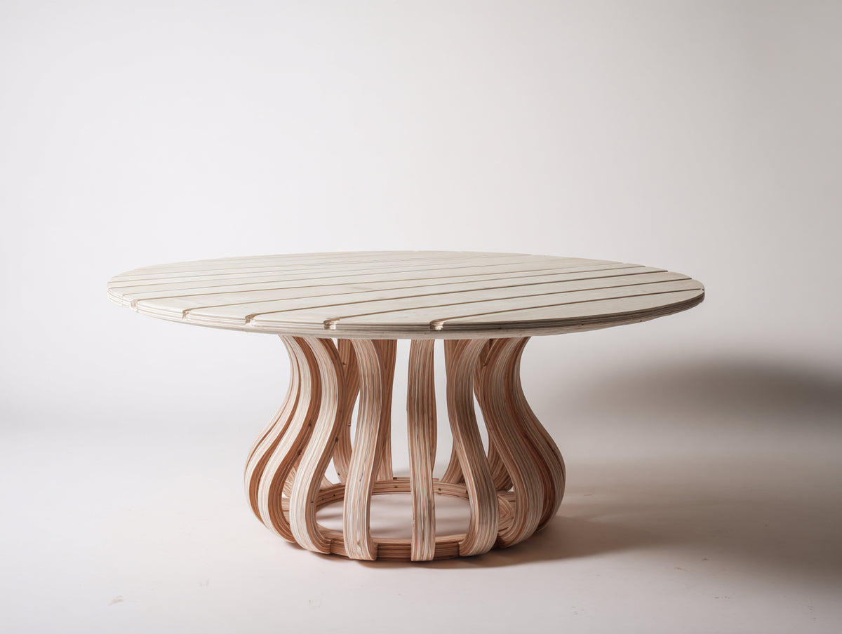 Table de jardin-Bois lamellé-130 x 130 x 75 cm-Bois clair-Style organique contemporain