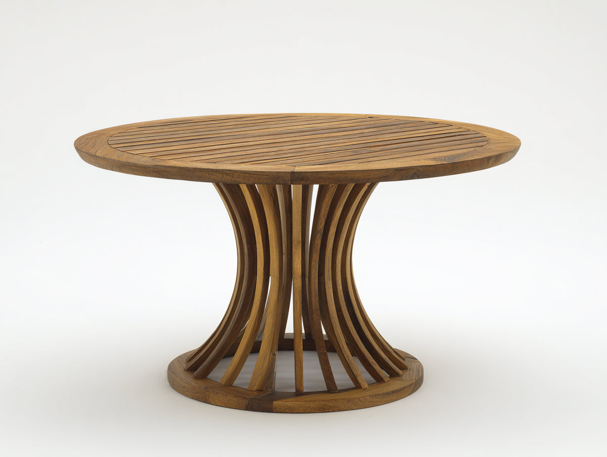 Table de jardin-Bois massif-130 x 130 x 75 cm-Brun noyer-Style organique contemporain